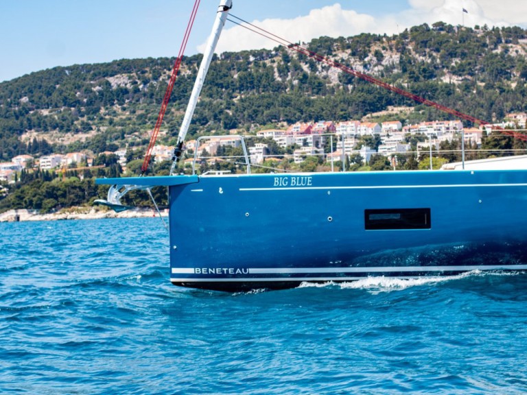 Ein Bénéteau Oceanis 54 mieten in Seget Donji