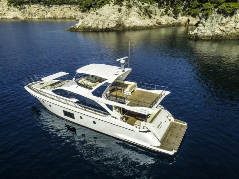 Azimut Azimut 66 mieten Trogir