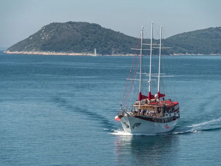 Segelboot mieten in Split - Custom Made Barbara