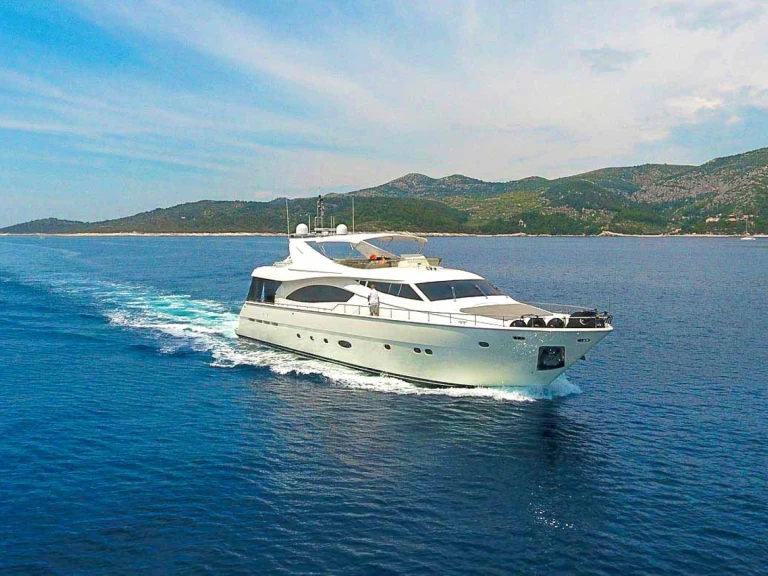 Yacht mit oder ohne Skipper Ferretti mieten in Trogir