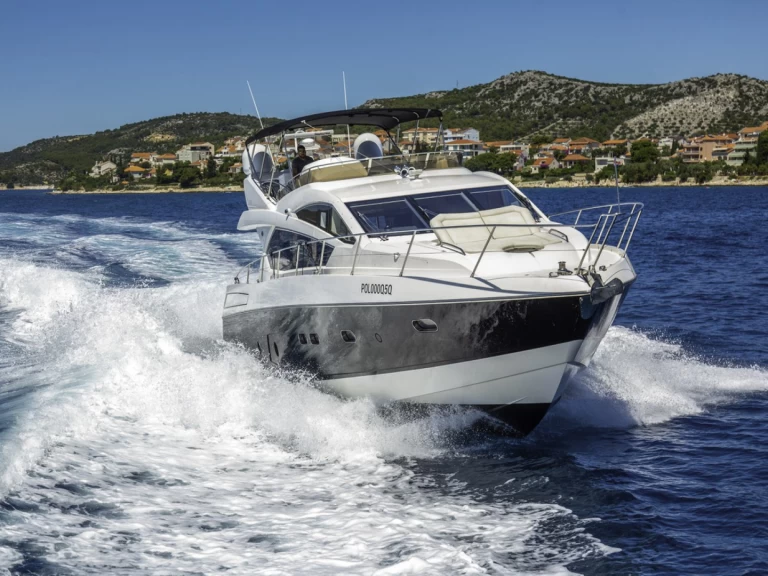 Yacht mieten in Trogir zum besten Preis