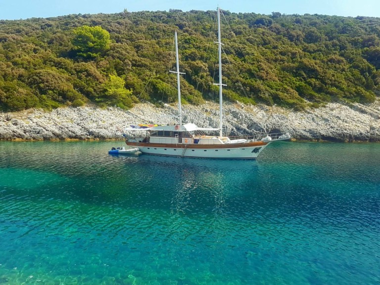 Segelboot mieten in Split zum besten Preis