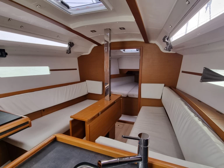 Segelboot mieten in Danzig - Jeanneau Sun Odyssey 349