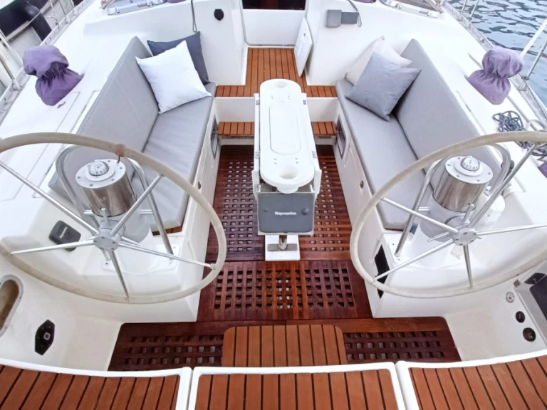 Segelboot mieten in Port de Blanes - Bénéteau Oceanis 500