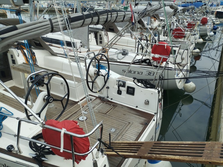 Bootsverleih Salona Salona 38 Izola Samboat