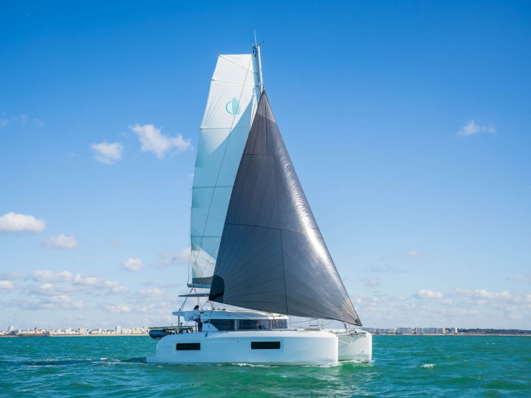 Boot mieten Pomer günstig Lagoon 38