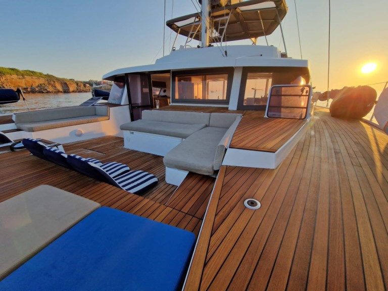 Katamaran mit oder ohne Skipper Bali Catamarans mieten in Olbia