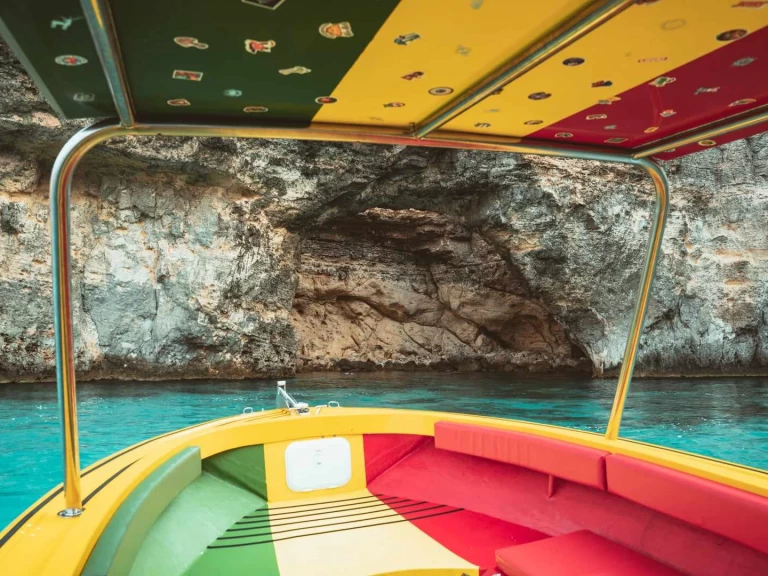 YachtCharter in Ċirkewwa - Coronet motoring auf SamBoat