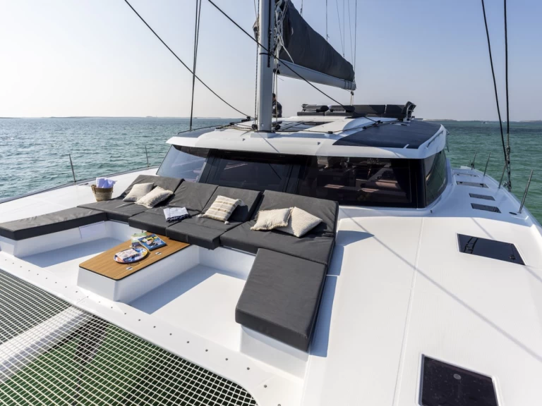 Katamaran mit oder ohne Skipper Fountaine Pajot mieten in Saint-Raphaël
