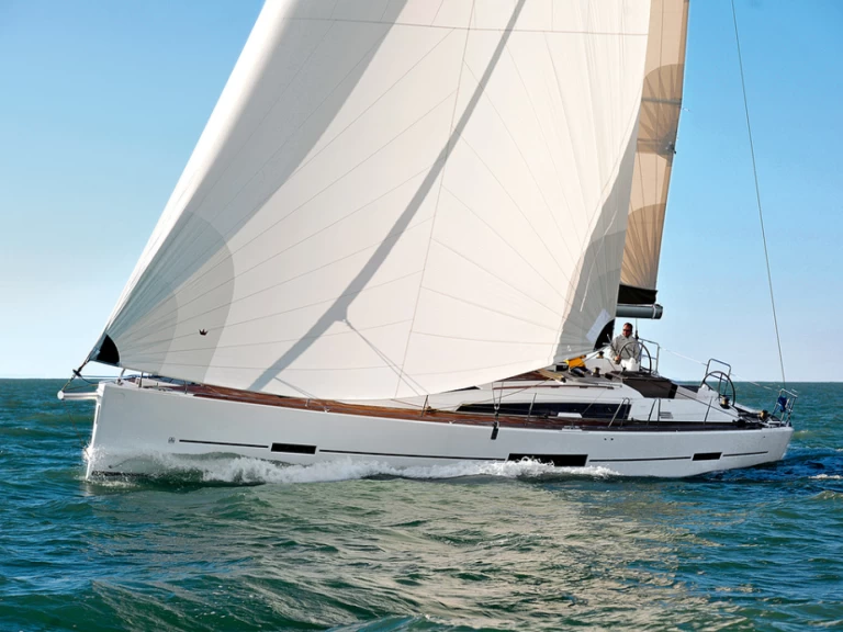 Ein Dufour Dufour 500 Grand Large mieten in L'Arcipelago della Maddalena