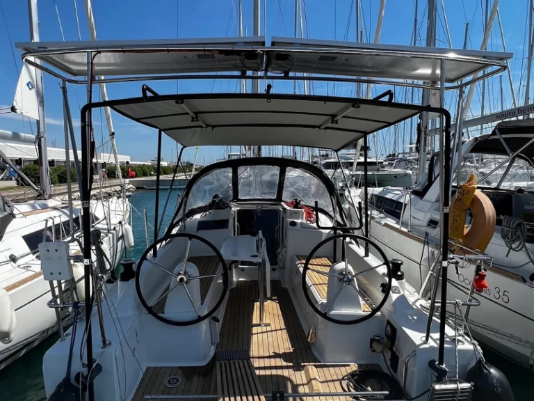 Bootsverleih Bénéteau Oceanis 30.1 Sukošan Samboat