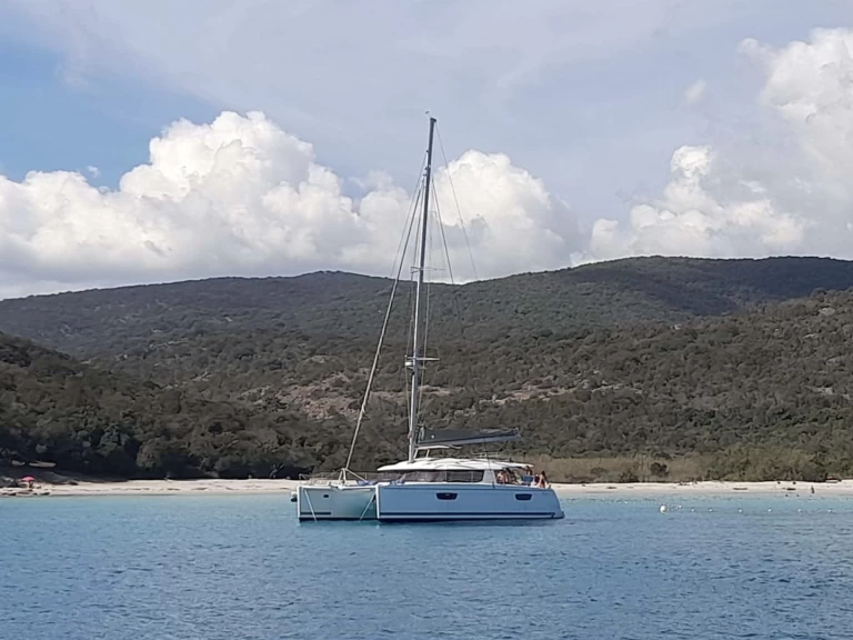 Katamaran mit oder ohne Skipper Fountaine Pajot mieten in Tivat