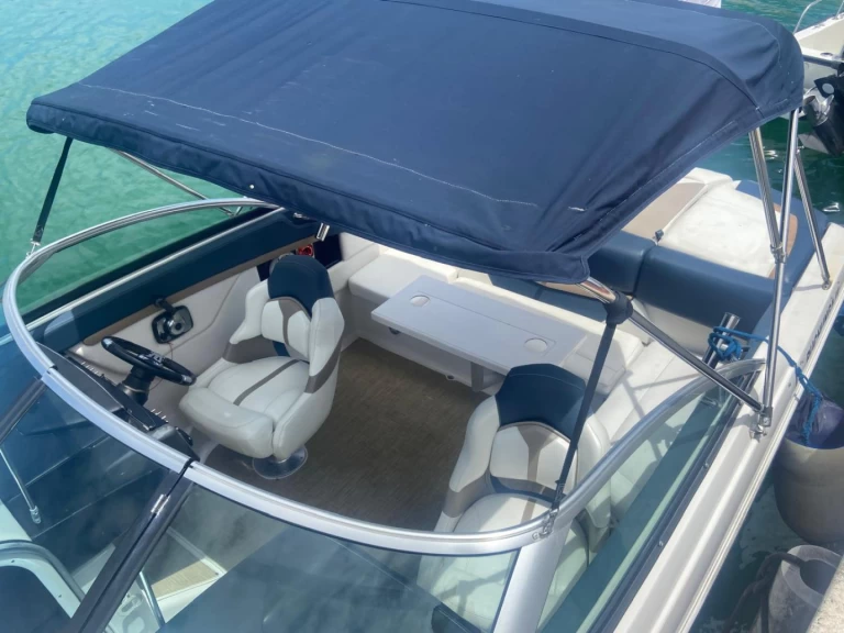 YachtCharter in Punta Cana - Four Winns S 235 auf SamBoat
