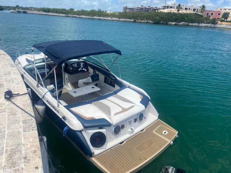 Ein Four Winns S 235 mieten in Punta Cana