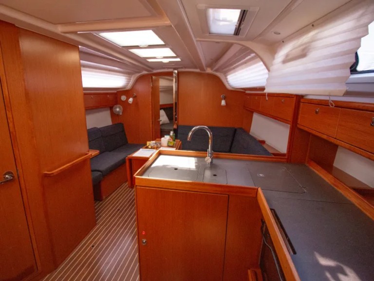 Boot mieten Agía Effimía günstig Bavaria 37