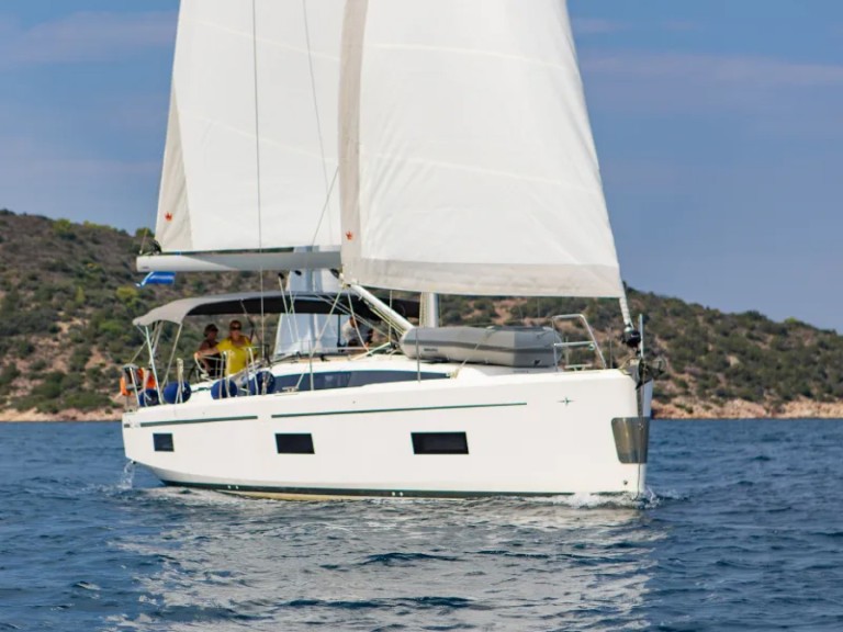 Segelboot mieten in Agía Effimía zum besten Preis