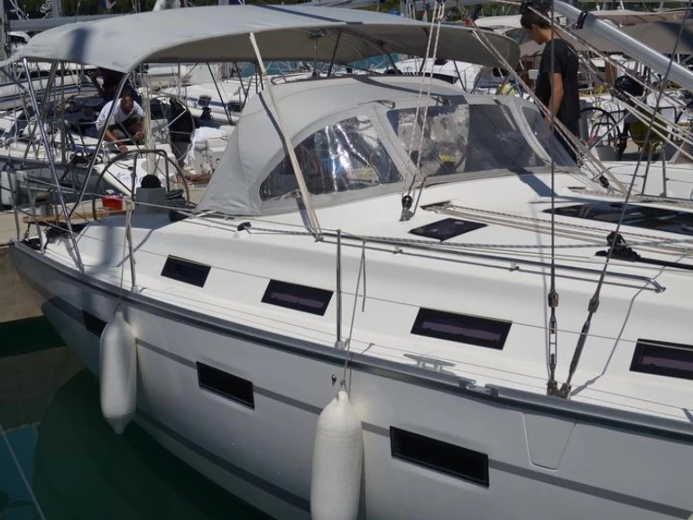 Bavaria Cruiser 40 mieten Volos