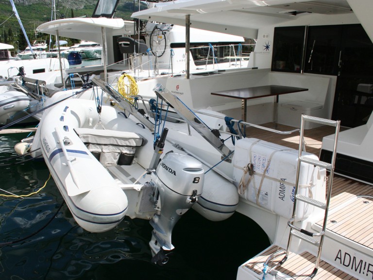 Vermietung Katamaran Fountaine Pajot mit Führerschein