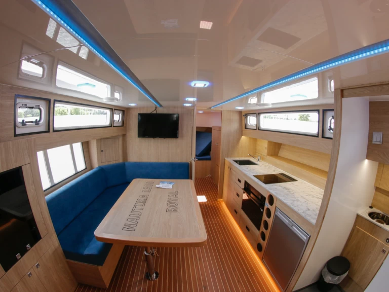 Ein Delphia Nautika 1300 ROYAL mieten in Wilkasy