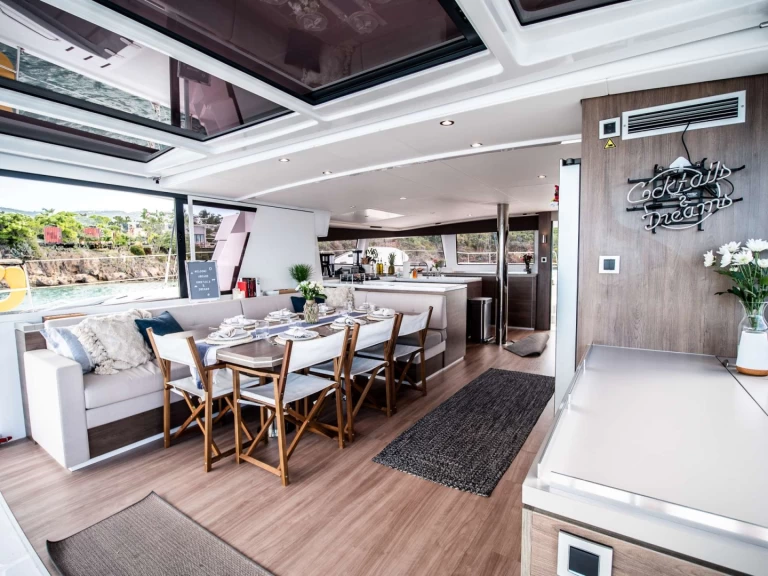 Bootsverleih Bali COCKTAILS &amp; DREAMS Britische Jungferninseln Samboat