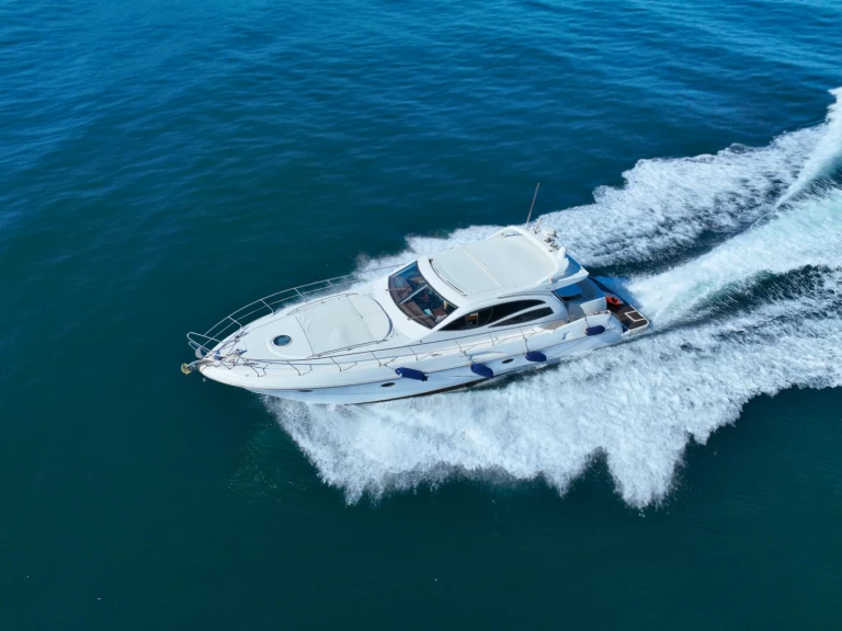 Boot mieten Saint-Tropez günstig Alena 48 Hard Top