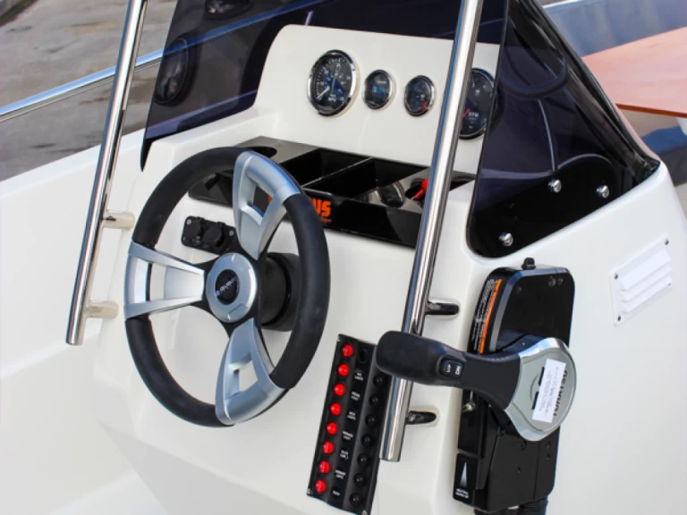 Motorboot mieten in Manilva - Octopus Octopus 470