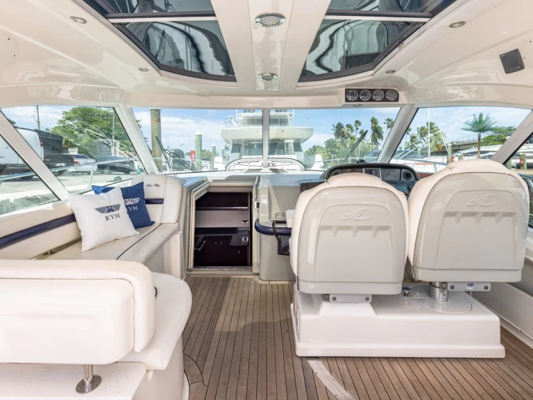 Boot mieten Miami günstig Sea Ray 540 Sundancer