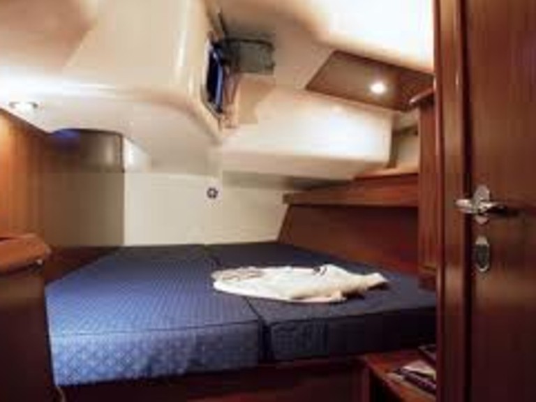 Bootsverleih Jeanneau Sun Odyssey 45 (webasto) Cannigione di Arzachena Samboat