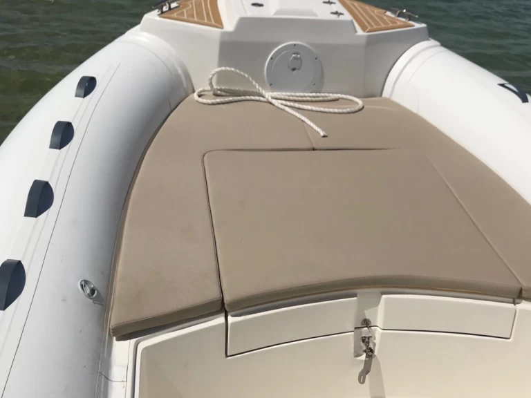 Capelli Tempest 700 Sun mieten Lège-Cap-Ferret