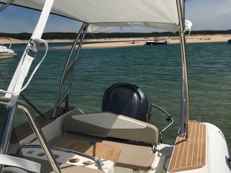 Boot mieten Lège-Cap-Ferret günstig Tempest 700 Sun