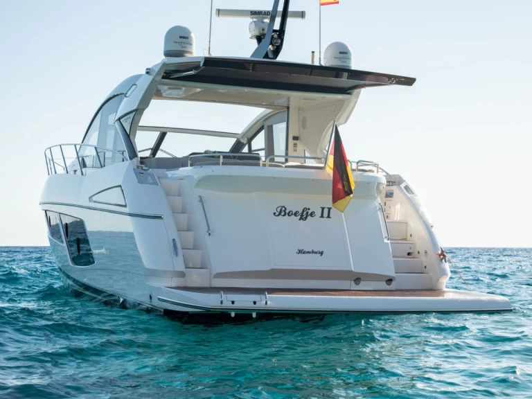 YachtCharter in Palma de Mallorca - Sunseeker Predator 57 auf SamBoat