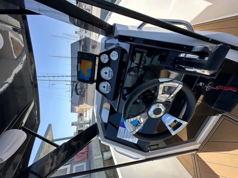 Motorboot mieten in s'Estanyol de Migjorn zum besten Preis