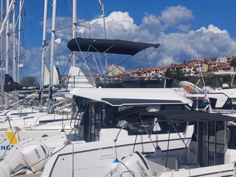 Boot mieten Pula günstig Merry Fisher 1095 Fly