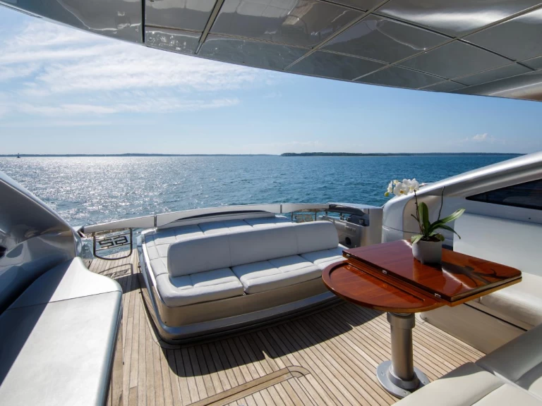 YachtCharter in Ibiza Town - Pershing Pershing 62 auf SamBoat