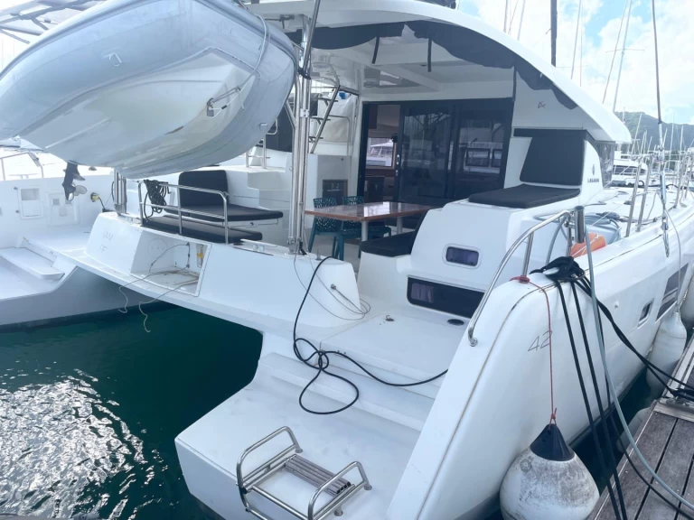 Boot mieten Le Marin günstig Lagoon 42