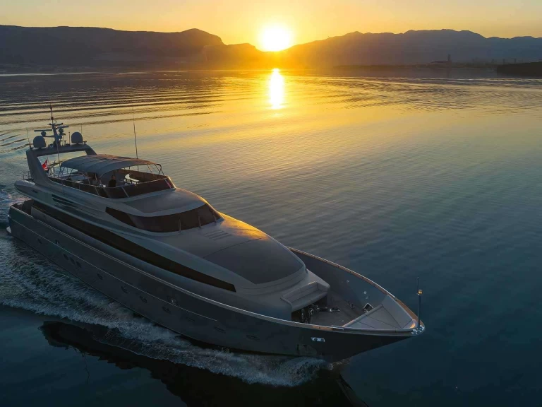 Vermietung Yacht Admiral - It mit Führerschein