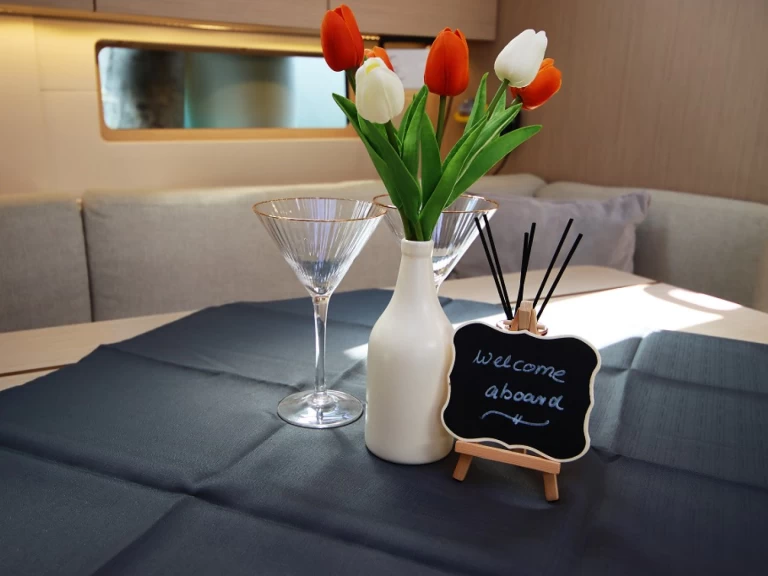 Segelboot mieten in Rogoznica zum besten Preis