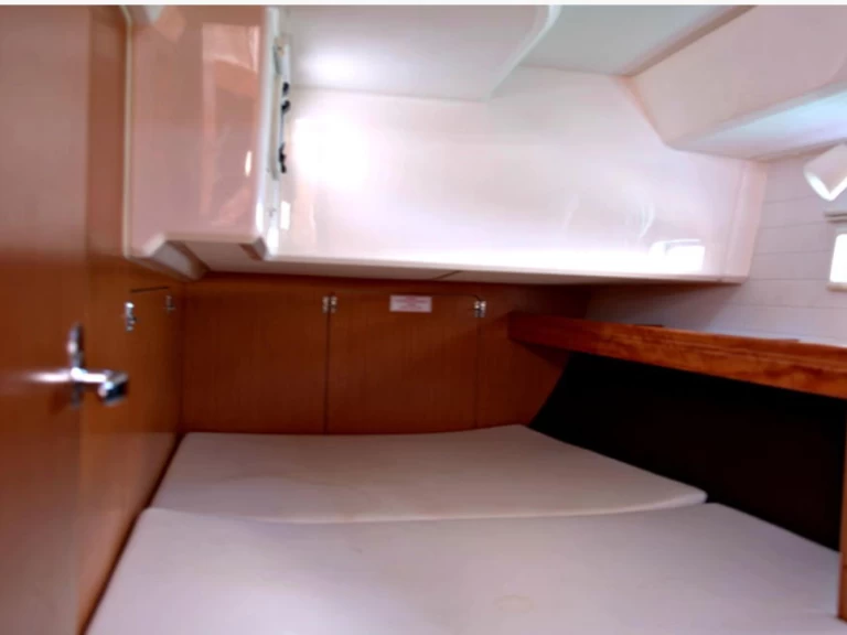 Segelboot mieten in Gouviá zum besten Preis