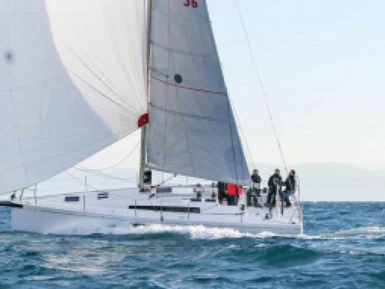 Bénéteau First 36 mieten Arzon