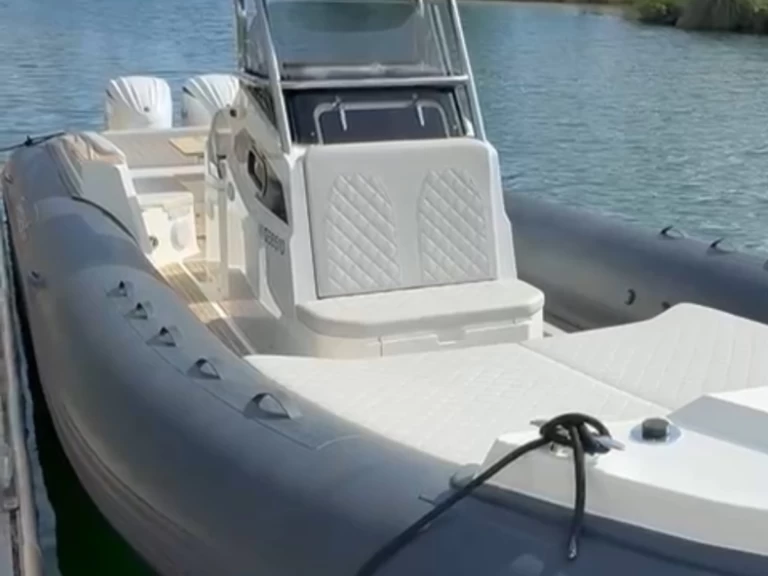 YachtCharter in Mandelieu-la-Napoule - Capelli Tempest 900 auf SamBoat