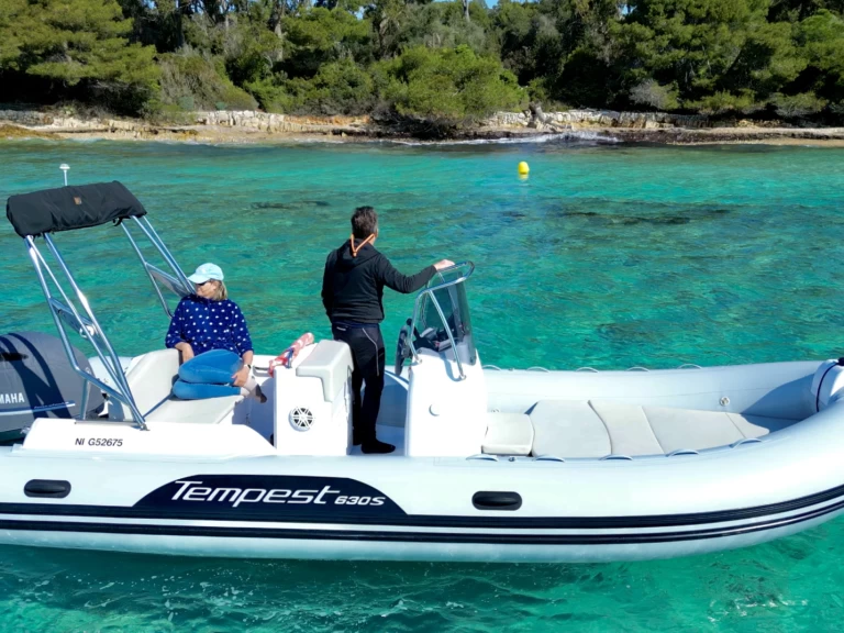 Capelli Tempest 630 mieten Mandelieu-la-Napoule