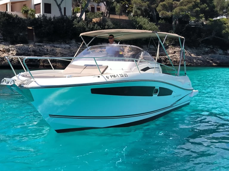 Motorboot mieten in Marina De Cala D'Or - Jeanneau Cap Camarat 8.5 WA