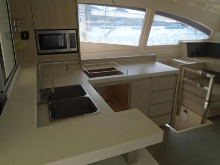 Katamaran mieten in Palmeira - Robertson and Caine Leopard 48