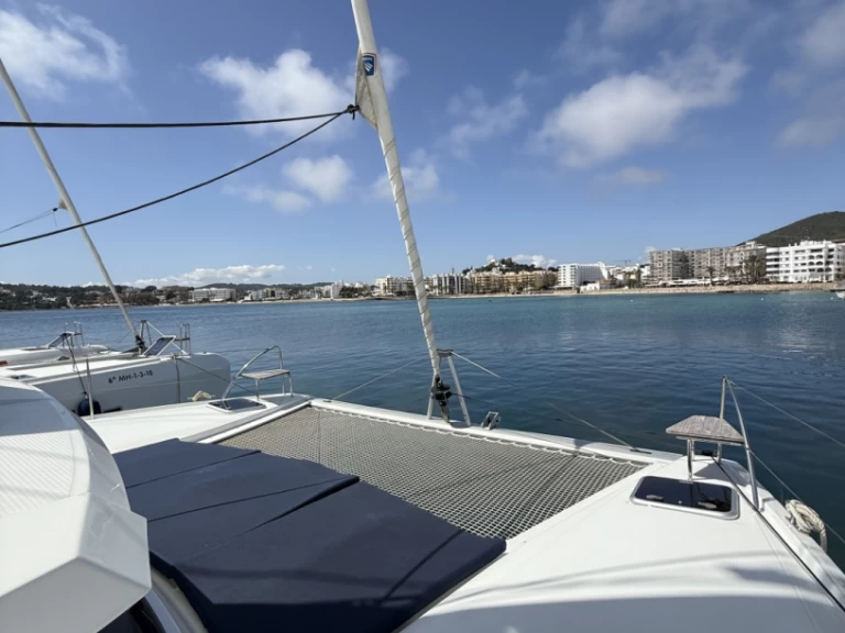 Katamaran mieten in Sant Antoni de Portmany - Fountaine Pajot Isla 40