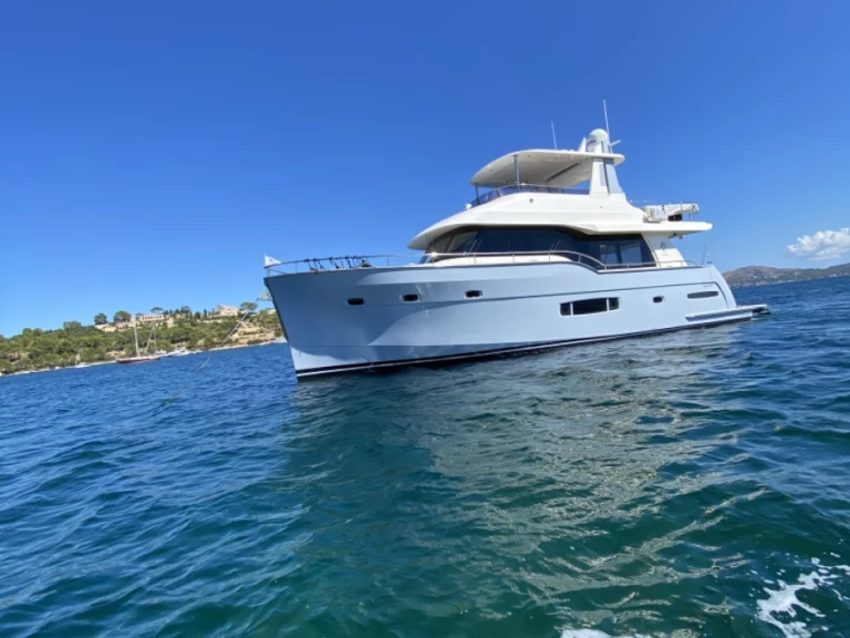 Yacht mieten in Castillo de la Duquesa zum besten Preis