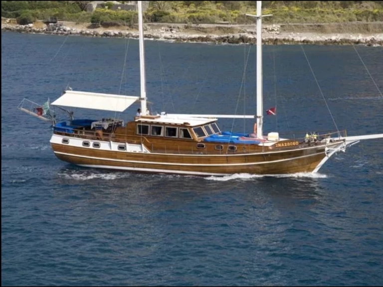 Boot mieten Olbia günstig Caicco