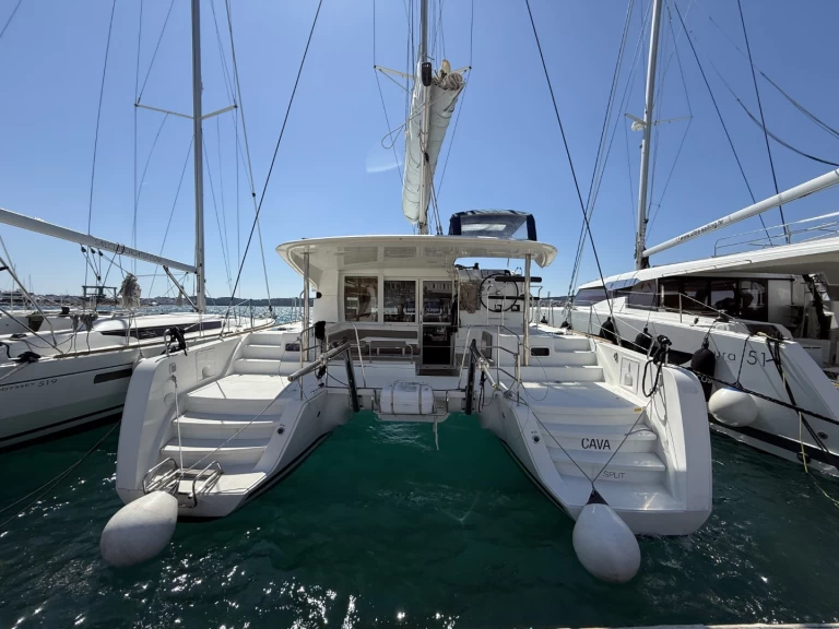 Katamaran mit oder ohne Skipper Lagoon mieten in Lavrion