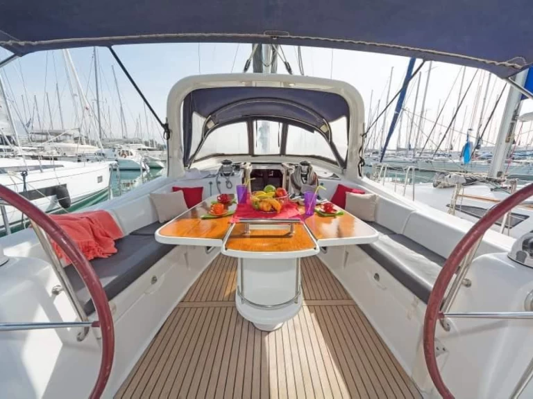 Vermietung Segelboot Bénéteau mit Führerschein