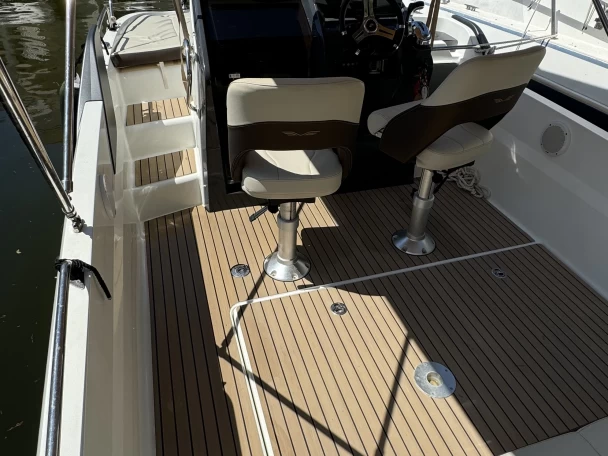 Ein Bénéteau Flyer 6.6 SUNdeck mieten in Mandelieu-la-Napoule