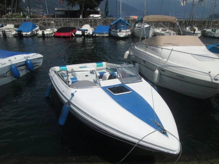 YachtCharter in Cannobio - Rinker Captiva 209 auf SamBoat